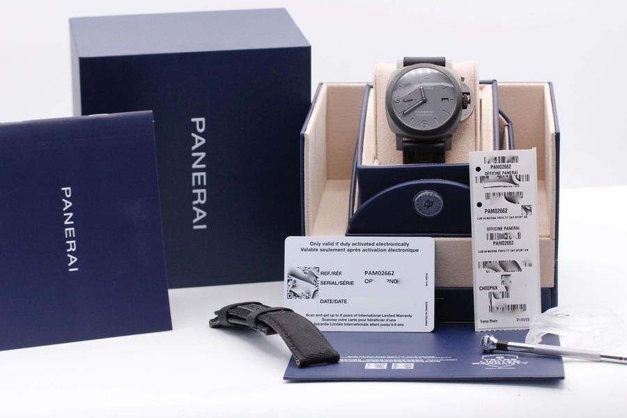 Panerai Luminor Marina Carbotech PAM02661